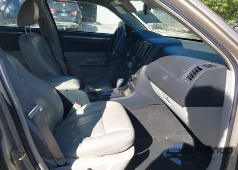 2006 Chrysler 300 Touring from USA, damaged, VIN 2C3KA53G76H471597